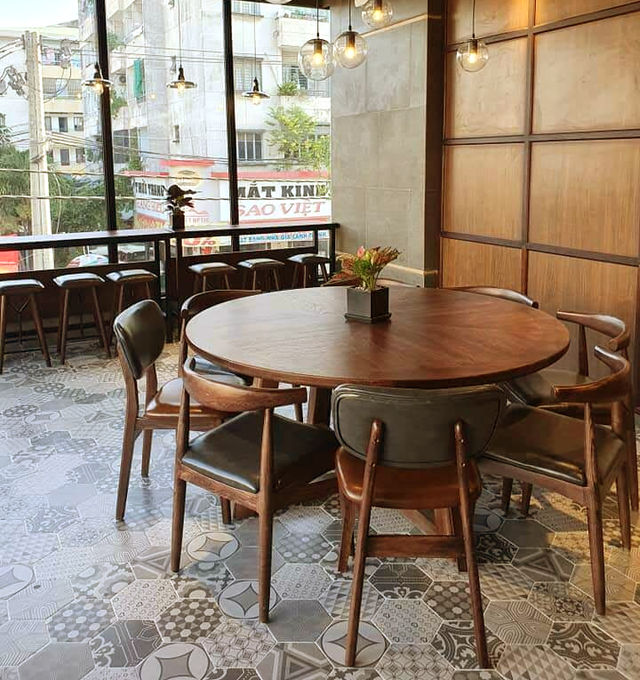 thiết-kế-bàn-ghế-quán-cafe-Phúc-long