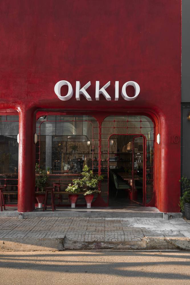 okkio cafe cửa vòm
