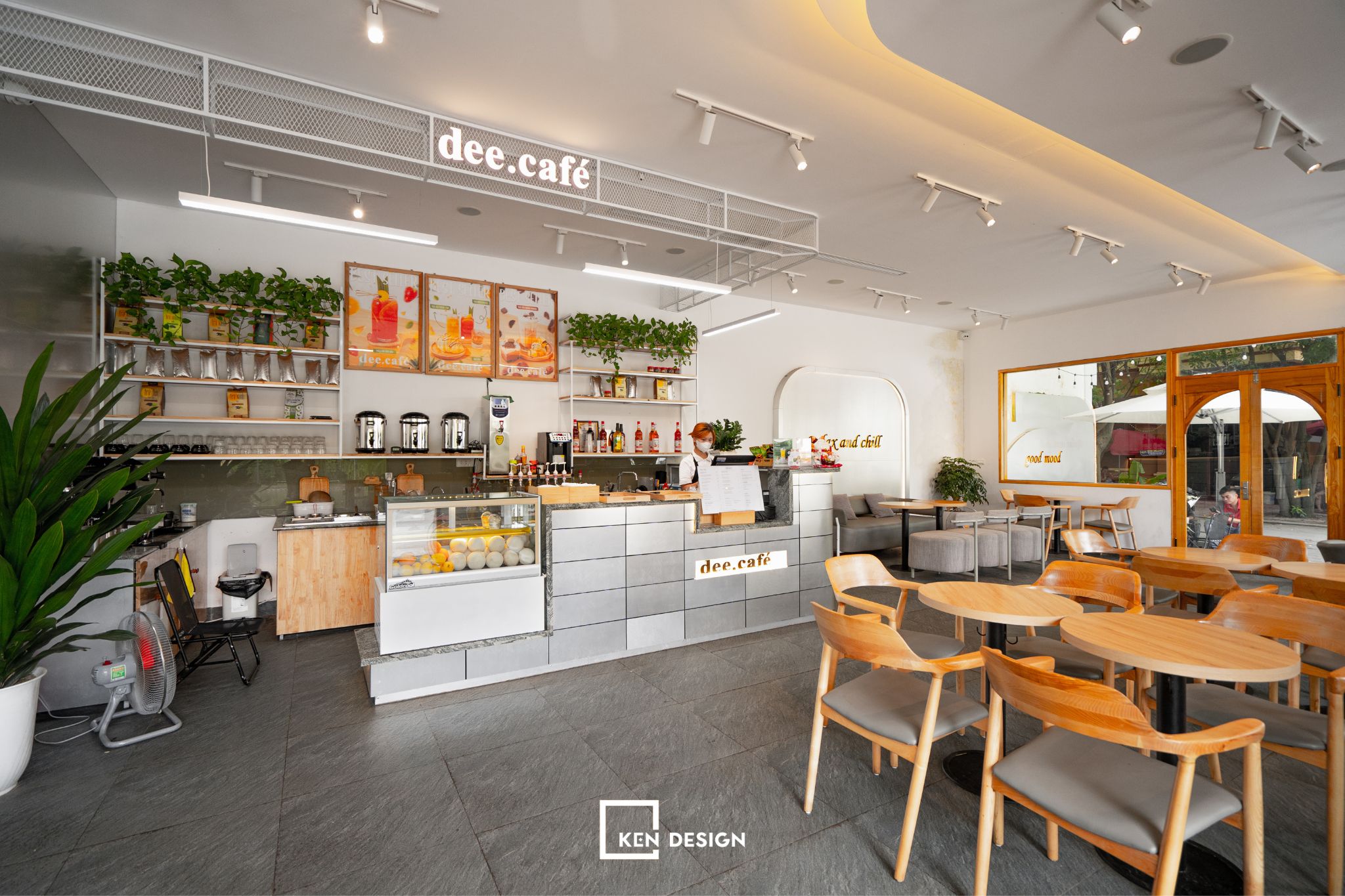 Thi công quán Dee Cafe 
