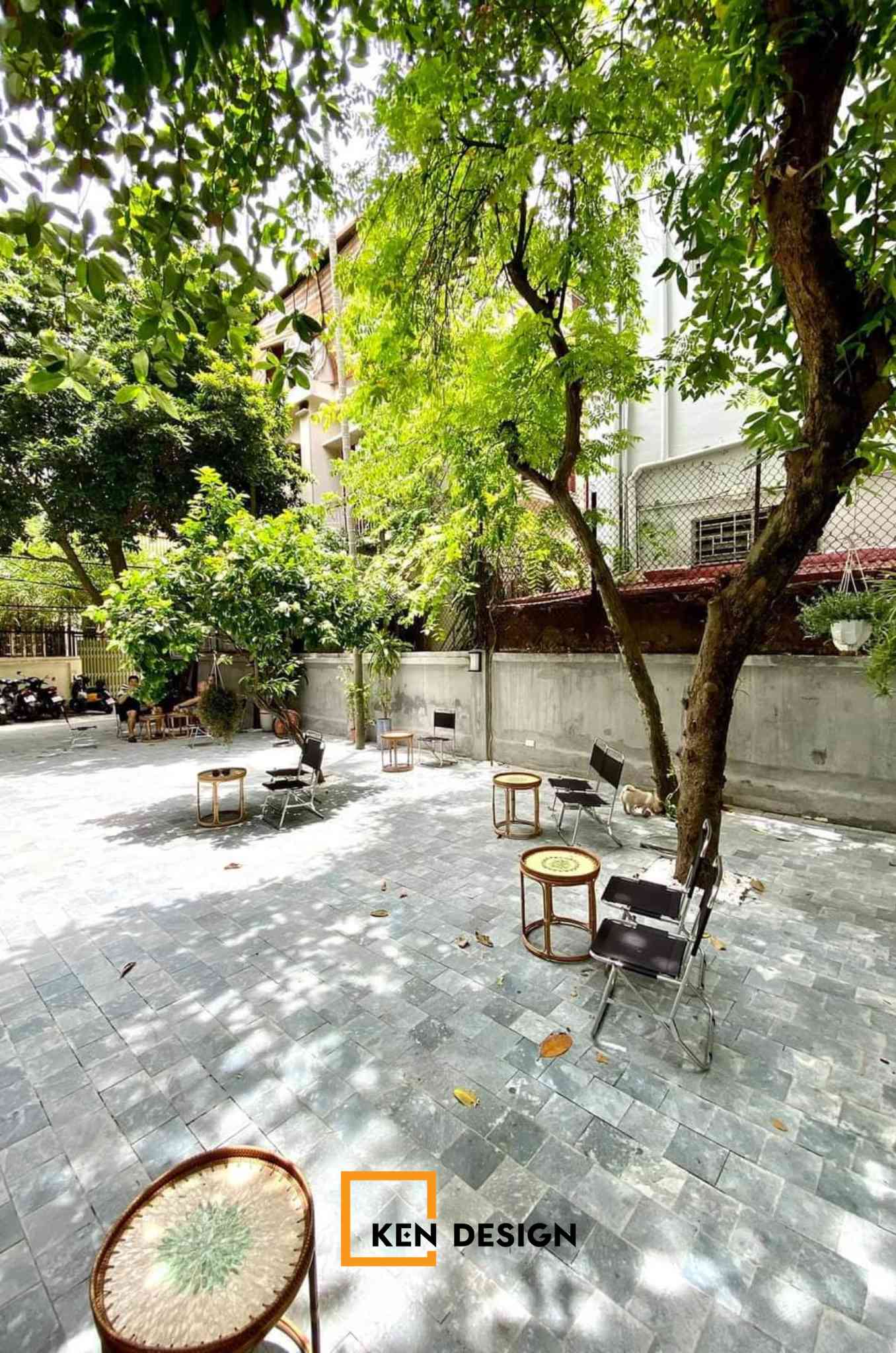 Chủ quán cafe có nên chọn mặt bằng rộng trong ngõ không?